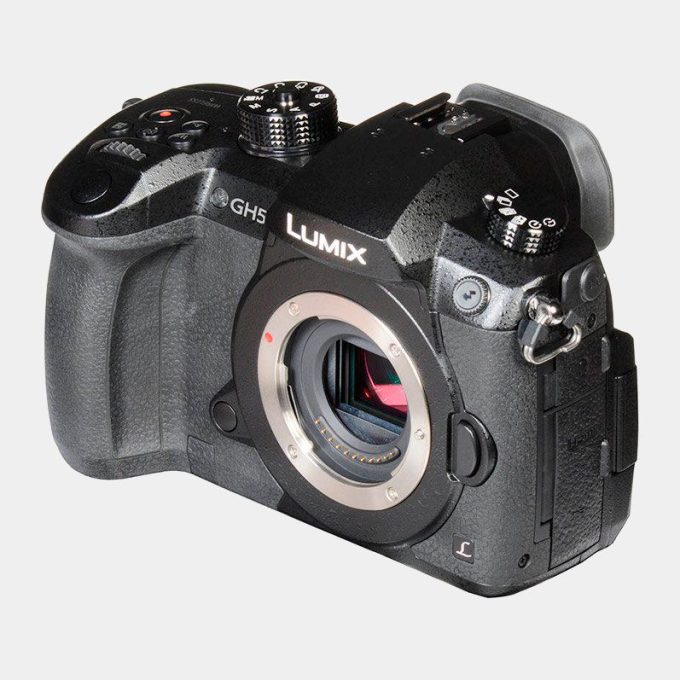 Panasonic Lumix DC-GH5 sin espejo micro cuatro tercios solo cuerpo