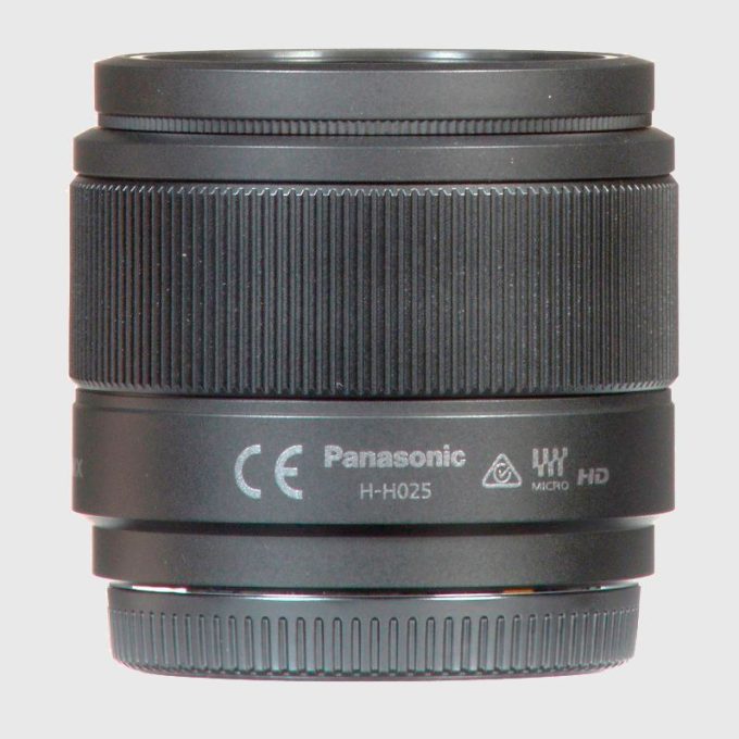 Lente Panasonic Lumix G 25mm f/1.7 ASPH