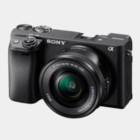 Cámara Mirrorless Sony Alpha a6400 con Lente 16-50mm f/3.5-5.6 II