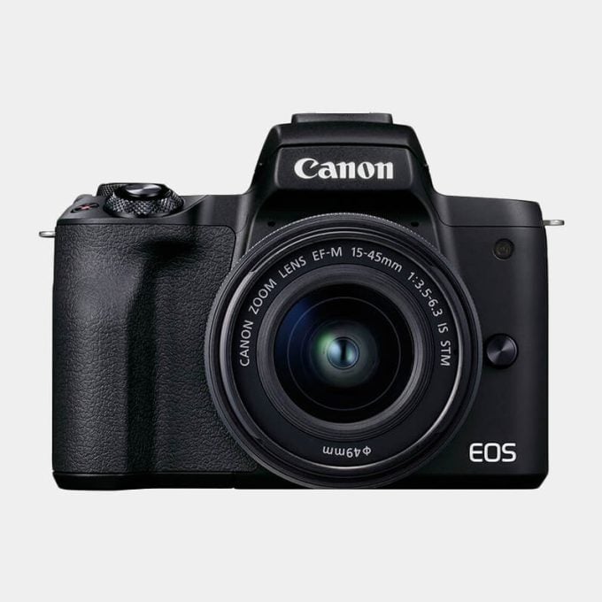 Canon EOS M50 Mark II con lente de 15-45 mm
