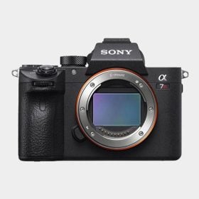 Sony-a7-III-24MP-Full-Frame-Exmor-R-BSI-CMOS-Solo-Cuerpo-img01
