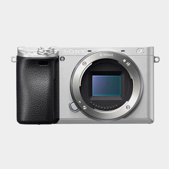Cámara Mirrorless Sony Alpha a6400 Gris con Lente 16-50mm