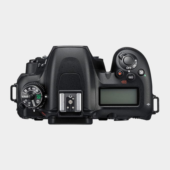 Cámara Nikon D7500 DSLR (solo cuerpo)