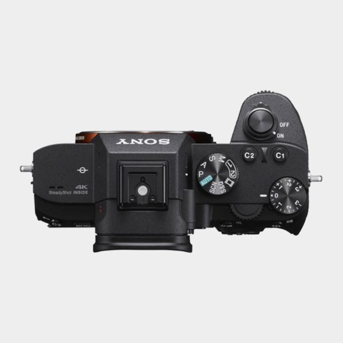 Sony-a7-III-con-lente-de-28-70-mm-Cámara-sin-espejo-full-frame-24-MP-img04