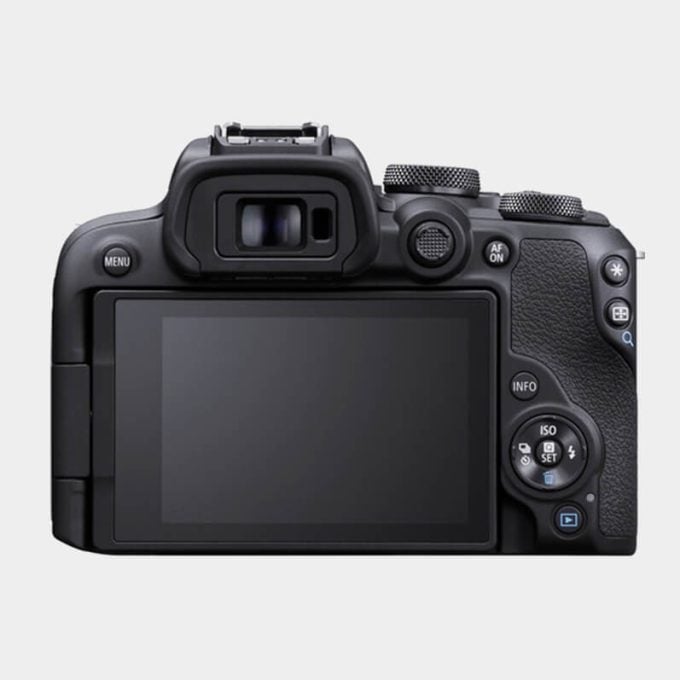 Canon r10 y lente 18-150mm