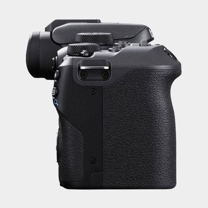 Canon r10 y lente 18-150mm
