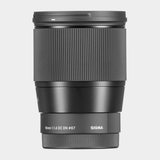 Lente Sigma 16mm f/1.4 DC DN de montura E Sony