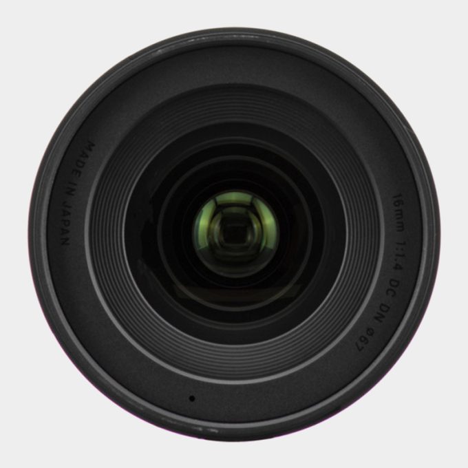Lente Sigma 16mm f/1.4 DC DN de montura E Sony