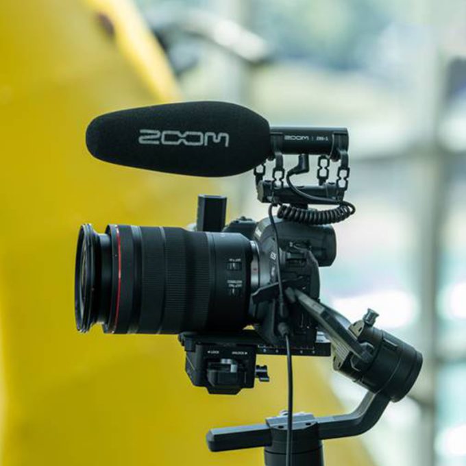 Micrófono tipo escopeta para montaje en cámara Zoom ZSG-1