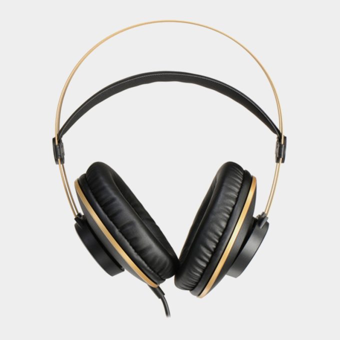 Auriculares de estudio cerrado AKG K92