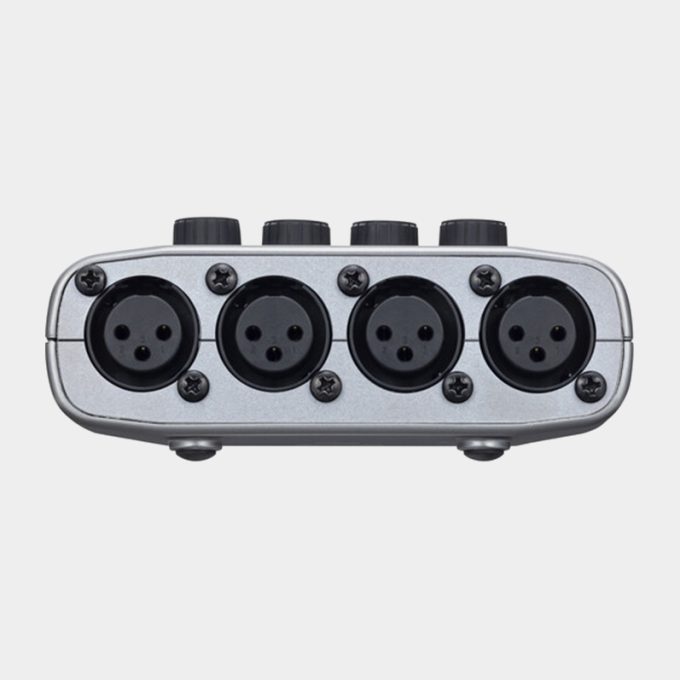 Grabador de podcasts multipista portátil Zoom PodTrak P4