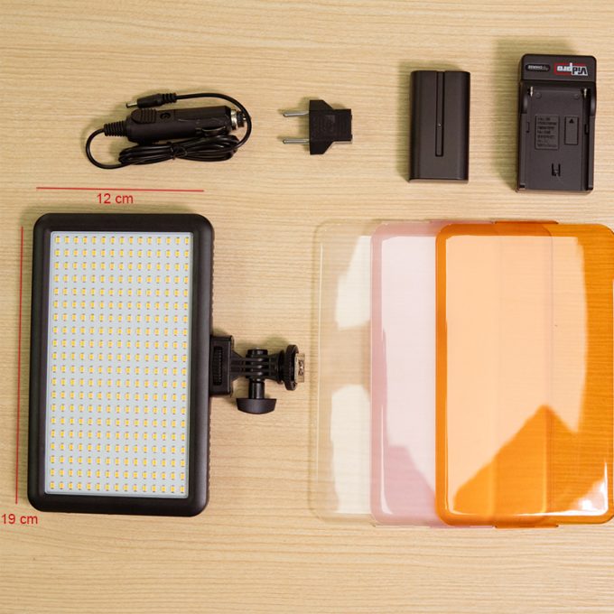 Luz LED Vidpro LED-300 28 W con Bateria y Cargador