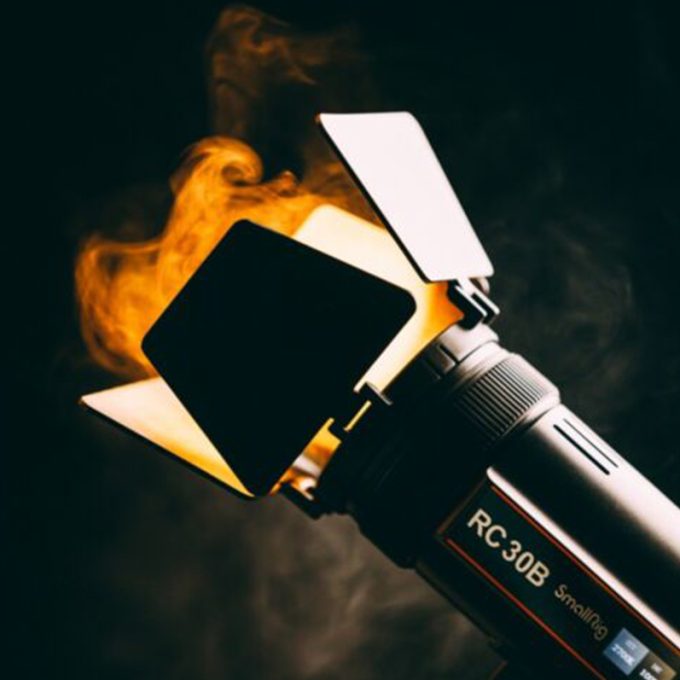 SmallRig RC 30B Bi-Color LED Luz de vídeo de enfoque 30w