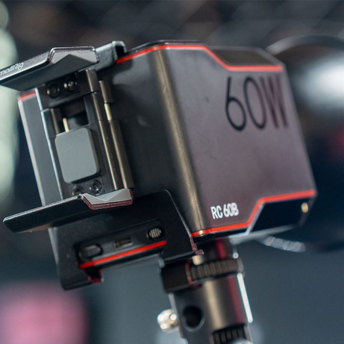 SmallRig RC 60B Bi-Color LED Monolight 60w (con abrazadera para batería) - Imagen 4