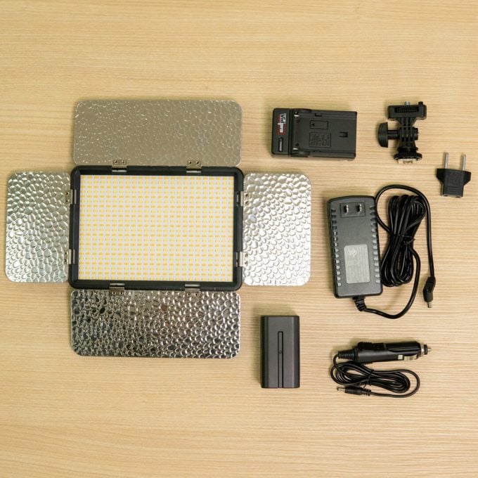 Kit de iluminación Vidpro LED-530 35 W profesional para cámara