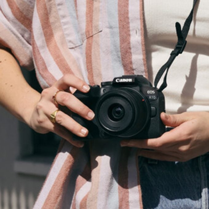 Canon EOS R10 Mirrorless