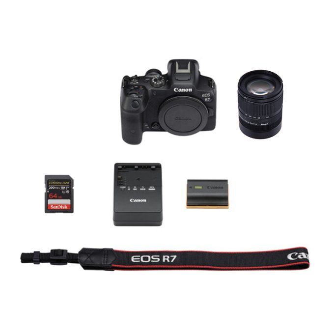 Canon EOS R7 con lente Sigma 18-50 mm f/2.8 DC DN Memoria 64GB