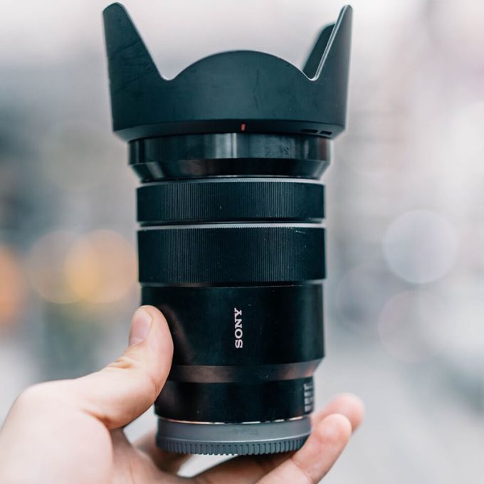 Lente Sony E PZ 18-105mm f/4 G OSS