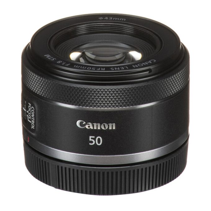 Canon EOS R7 con lente Canon RF 50mm f/1.8 Memoria 64 GB