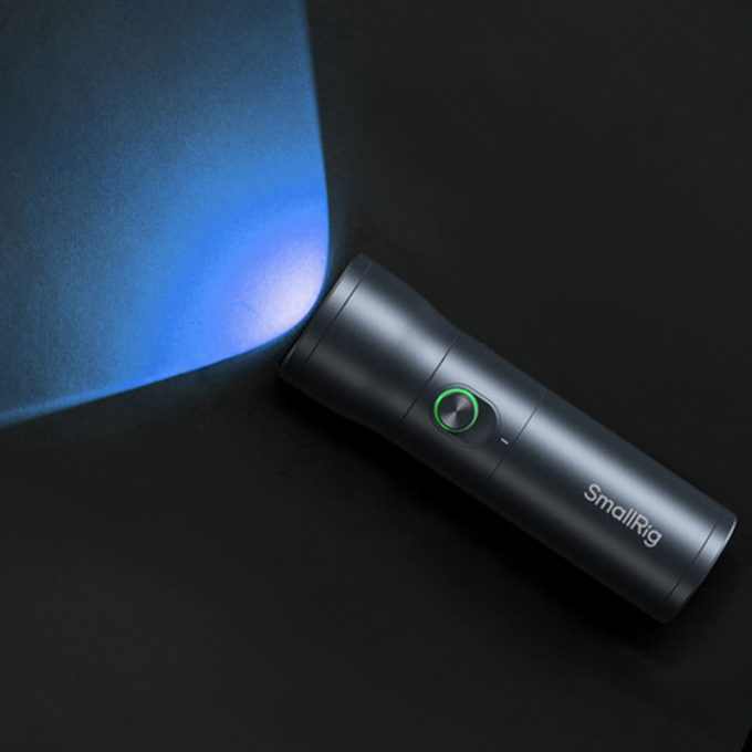 Luz LED de video enfocable portátil SmallRig RF 10C