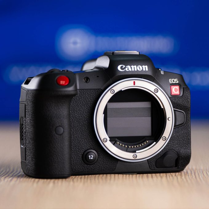 Canon EOS R5 C Cámara híbrida Cinematográfica y Fotografía Pro - Imagen 4