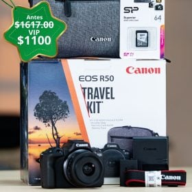 SOLO VIP Cámara sin espejo R50 con lente de 18-45 mm, estuche de transporte y tarjeta de memoria