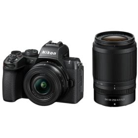 Nikon Z50 II con lentes 16-50mm y 50-250mm cámara mirrorless
